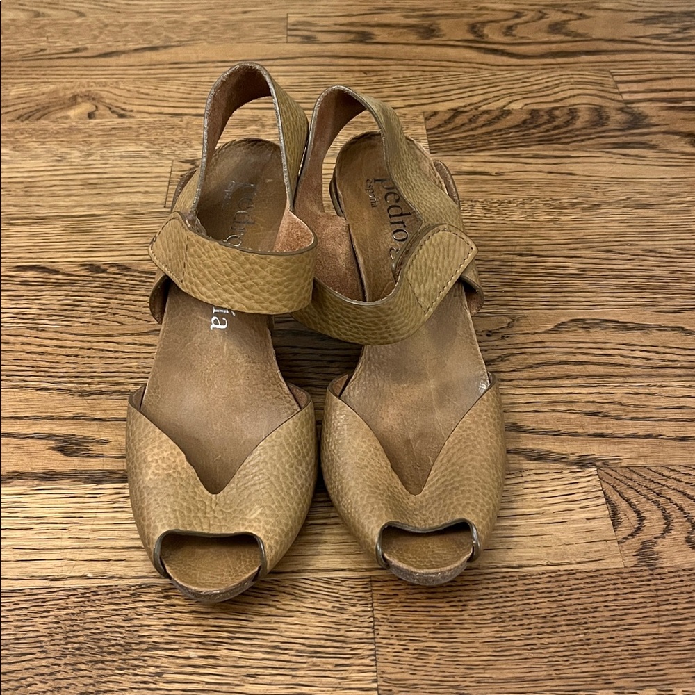 Pedro Garcia Peep Toe Sandals